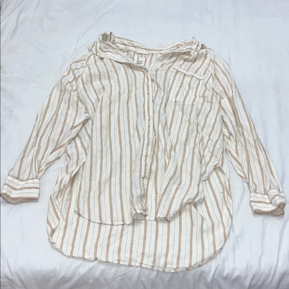Aerie White and Cream Button Down Shirt with Cuffed Sleeves